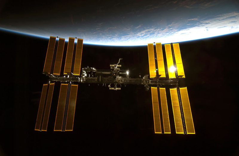 Illustration for article titled Solar Panels are the Overlooked Workhorses of the International Space Station